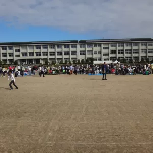 母校での運動会のサムネイル