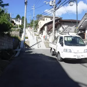 宝山寺の参道沿いの現場です。のサムネイル